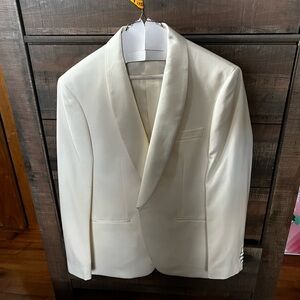 Tommy Hilfiger Modern Fit Tuxedo Jacket